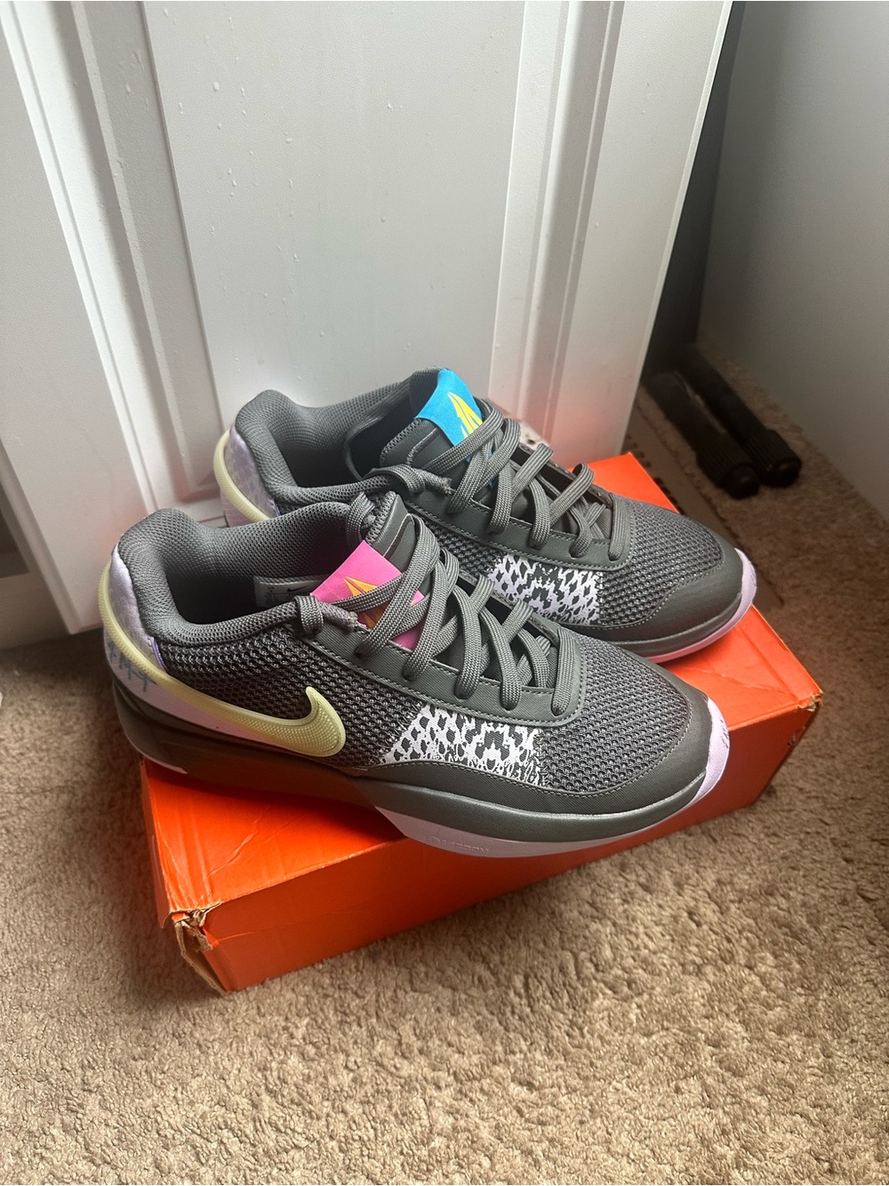 Men’s Nike Ja 1 "Personal Touch"

- BRAND NEW WITHOUT TAGS!